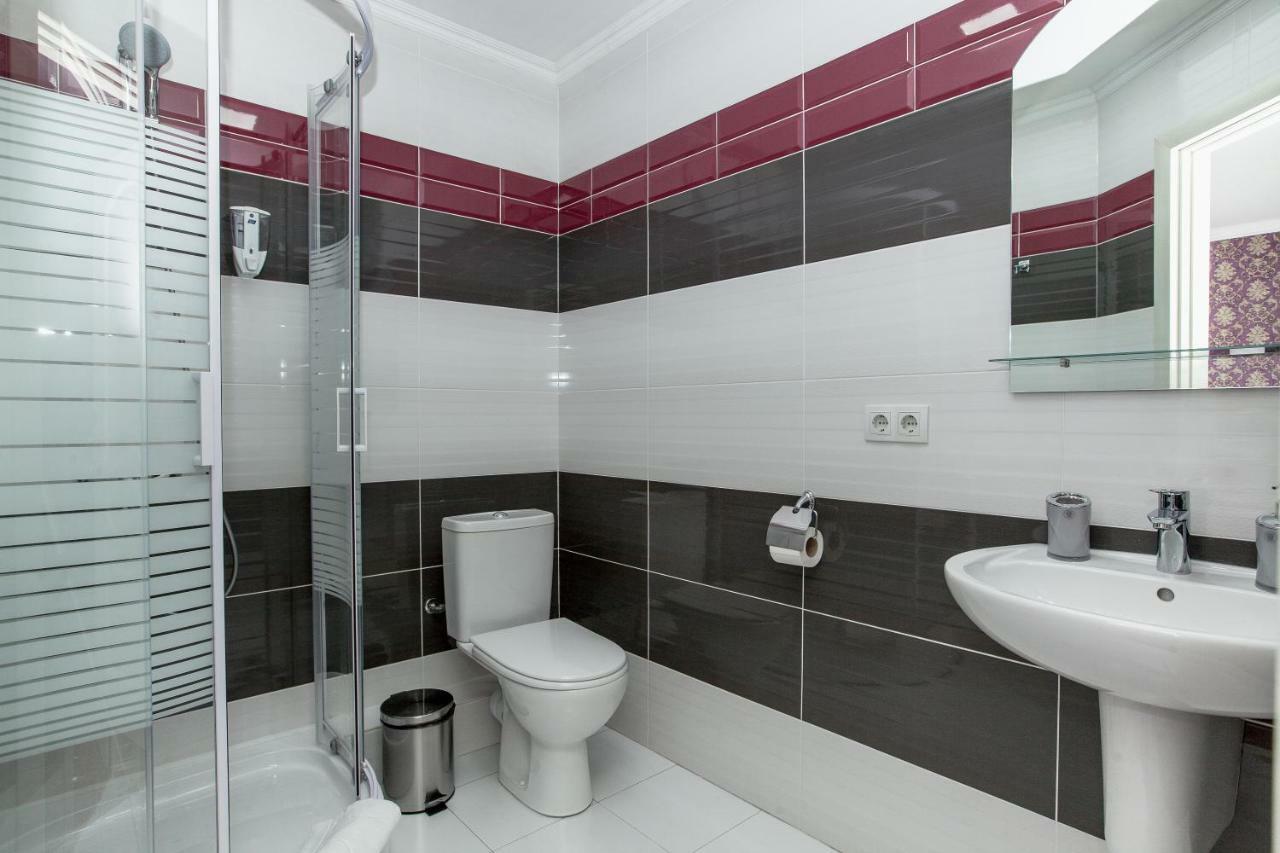 Mon Ami Hotel Ivano-Frankivsk Extérieur photo